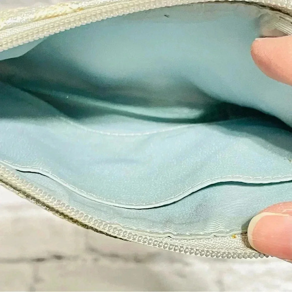 Coach Cream With Signature C’s in Metallic Silver, Silver Hardware Grey Leather - Picture 7 of 8